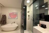 PRESTIGETRÄCHTIGER STILALTBAU AM GRABEN UND NEBEN DER PETERSKIRCHE