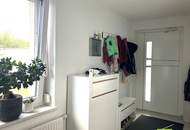 Familien-Idylle mit Pool und nachhaltiger Energieversorgung