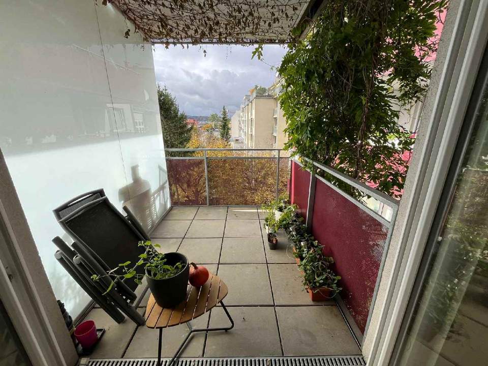 Schöne 2 Zimmerwohnung mit Balkon in Ruhelage - Befristet vermietet bis November 2026