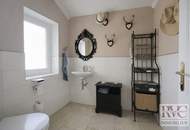 Exklusives, großzügiges Wohnhaus auf einem 1.600 m2 großen Grundstück, Pool &amp; traumhaften Weitblick