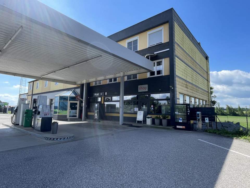 Einzigartige Investitionschance mit Tankstelle, Gastronomie und Beherbergungsbetrieb