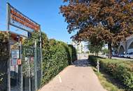 "Kleingartenvilla mit Pool und Parkplatz - KGV Ruthnergasse"