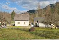 Ein nettes kleines Haus mit großzügigem Grund in sonniger Lage im Ortsteil von Mooslandl!