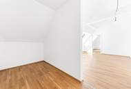 Lichtdurchflutete Dachgeschosswohnung – ideal für Singles oder Paare!
