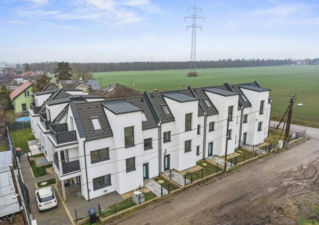 ++ NEU ++ Exklusive Reihenhäuser mit Grünblick in NEUESSLING