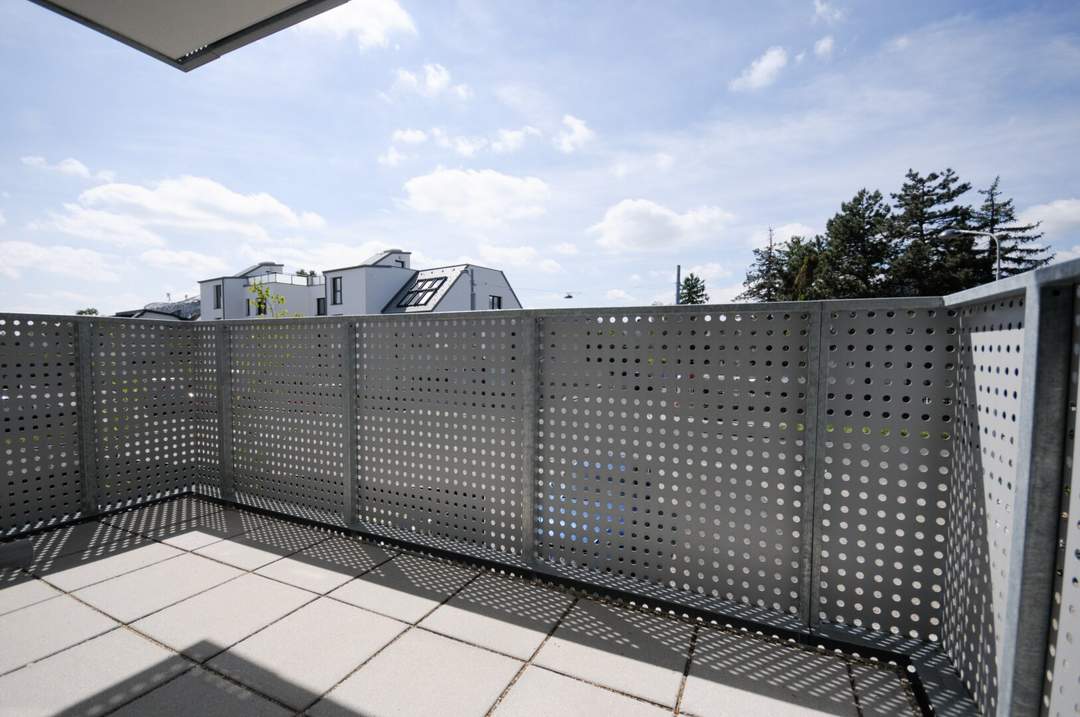 2-ZIMMER-BALKONWOHNUNG IM ERSTBEZUG