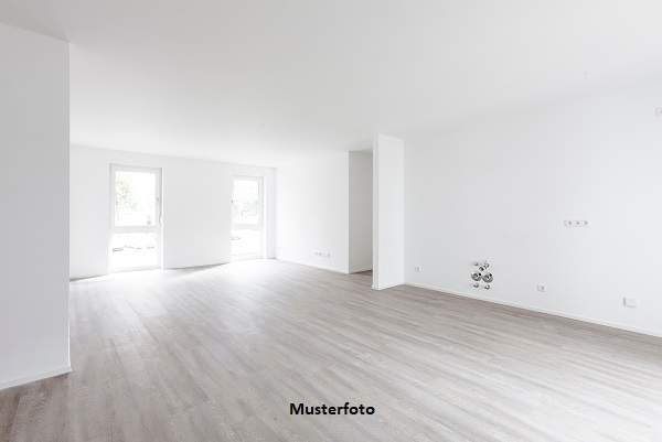 +++ Gepflegte Doppelhaushälfte mit Terrasse, Keller und 2 Stellplätzen +++