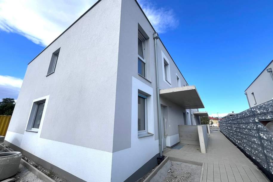 Reihenhaus mit Keller, Garten und 2 Stellplätzen!, Haus-miete, 1.887,26,€, 2523 Baden