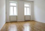 TOP LAGE - NEU RENOVIERTES 4 ZIMMER APARTMENT MIT LOGGIA