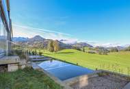 Architektenvilla mit Pool und unverbaubarer Aussicht