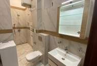 Helle 6 Zimmer Wohnung/Ordination/Büro/Praxis nahe des Parlaments!