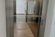 Büro bzw. Praxis mit Garagenplatz