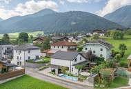 Einfamilienhaus mit Pool und Panoramablick in Toplage