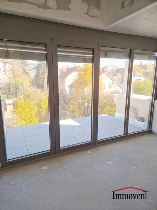 ERSTBEZUG - neue großzügige Wohnung in einem charmantem Altbau (Mietbeginn 01.01.2026)