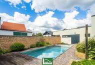 Achtung, seltene Gelegenheit - Geniales Stadthaus, generalsaniert mit Pool, Poolhaus, großzügigem Wellnessbereich & zusätzlichem Büro/Lager von ca. 120m²