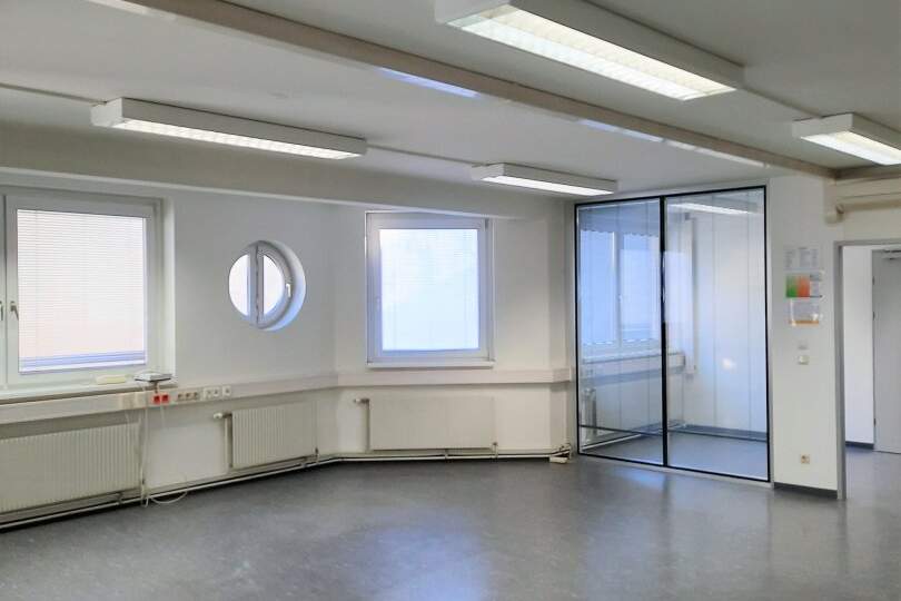 Großzügige Bürofläche, Toplage nahe Wiener Prater und Messe Wien, Gewerbeobjekt-miete, 3.013,41,€, 1020 Wien 2., Leopoldstadt