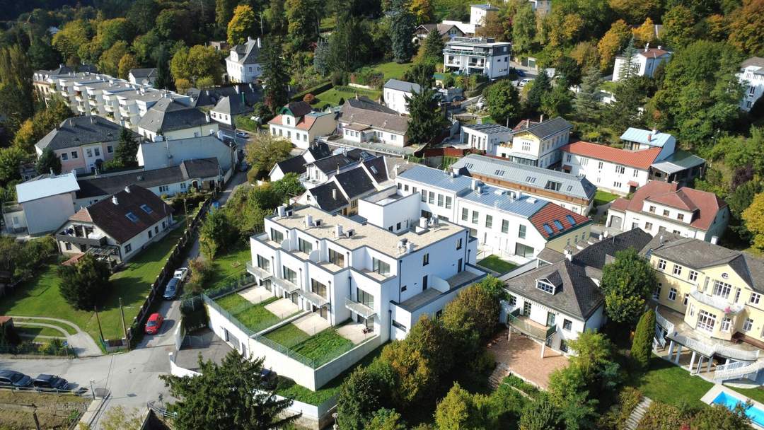 EXKLUSIVES TOWNHAUS AUF EIGENGRUND IN WEIDLING – NATURNAHES WOHNEN MIT STIL