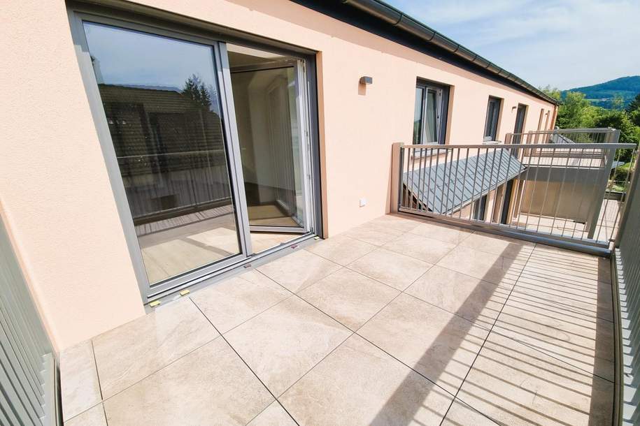 Erstbezug! Moderne 2-Zi.-Dachgeschoß-Wohnung mit großen Balkon, Wohnung-miete, 1.150,00,€, 5164 Salzburg-Umgebung