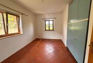 Romantischer, modernisierter & exklusiver Vierkanthof mit ebenem Grundstück ideal für Selbstversorger!