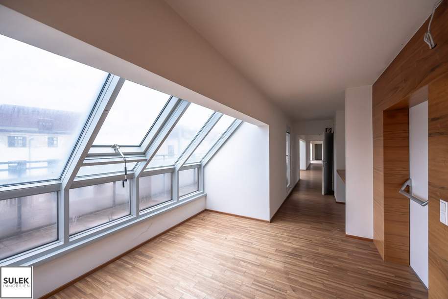 Dachgeschoss - Neubau - Büro mit großer Rundum-Terrasse nahe U3! Provisionsfrei!, Gewerbeobjekt-miete, 2.832,04,€, 1150 Wien 15., Rudolfsheim-Fünfhaus