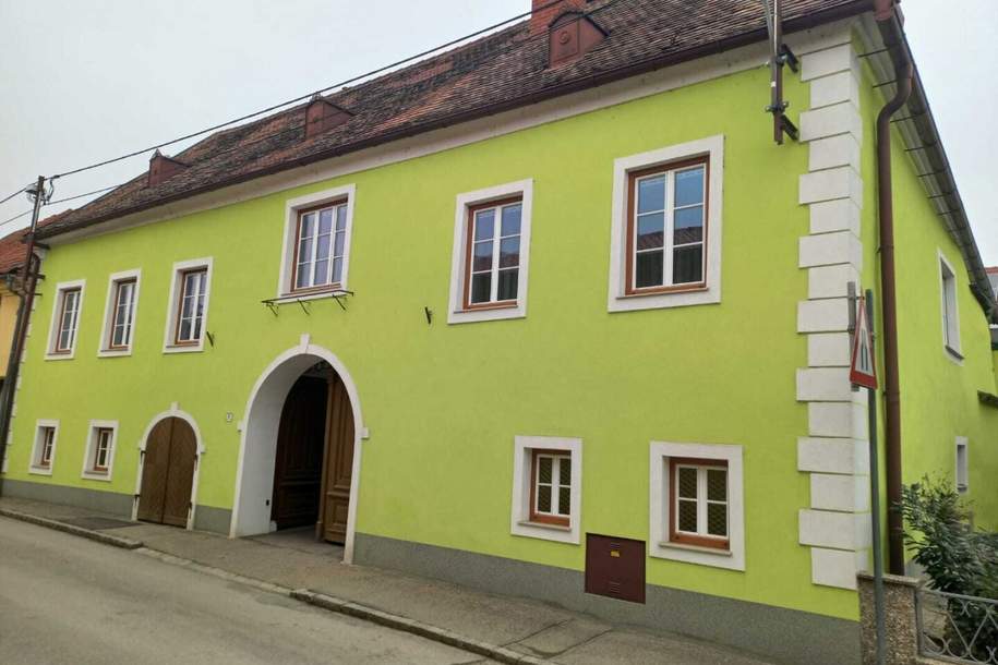 CHARMANTES SCHMUCKSTÜCK MIT TRAUMHAFTEM WINTERGARTEN!, Haus-kauf, 360.000,€, 3741 Hollabrunn