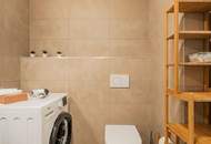 Möblierte Balkonwohnung mit 2 Zimmern - in den TrIIIple Towers