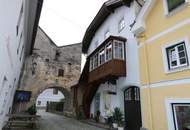 Verborgener Schatz in Gmünds Altstadt mit Burgblick