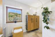 Exklusives Wohnjuwel mit Panoramablick auf die Sternbergkirche – sonnig und ruhig gelegen