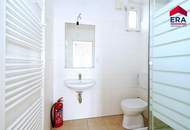 RESERVIERT! Sanierter Bauernhof mit zwei Wohnungen und großem Grundstück