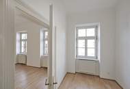 Halbgasse Living mit Hofblick 2-Zimmer-Eigentum mit Blick in den Innenhof