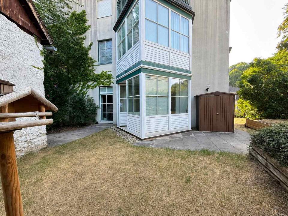 4-Zimmer-Gartenwohnung mit Garagenplatz in Bestlage