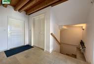 Helle Büro- oder Kanzleiräumlichkeit in Toplage am Hauptplatz von Bruck an der Leitha. - WOHNTRAUM