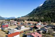 Rarität! Tiroler Einfamilienhaus mit großem Garten und Freizeitwohnsitzwidmung im Lechtal zu kaufen.