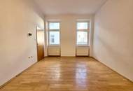Perfekte Starterwohnung! Hofseitige Garçonnière mit sehr gutem Grundriss!