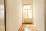 Großzügige Wiener Altbauwohnung mit ca. 4,20 m hohen Decken, Balkon und direktem Liftzugang