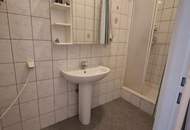 Herthergasse: WG-taugliche Altbauwohnung in Wien Meidling - 3. Stock OHNE Lift (Nähe Haydnpark)