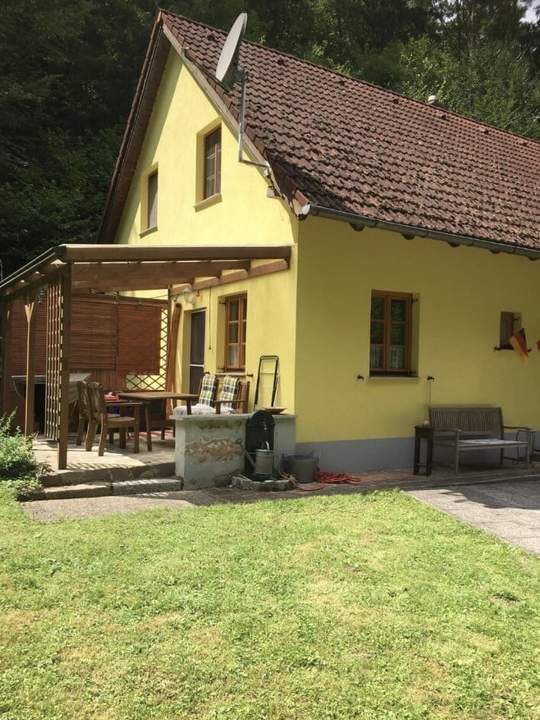 Charmantes Einfamilienhaus im Naturparadies