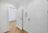 Hochwertig sanierte Altbauwohnung mit Freiflächen