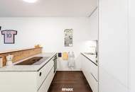 Zentrale, kernsanierte 2-Zimmer-Wohnung in absoluter Ruhelage