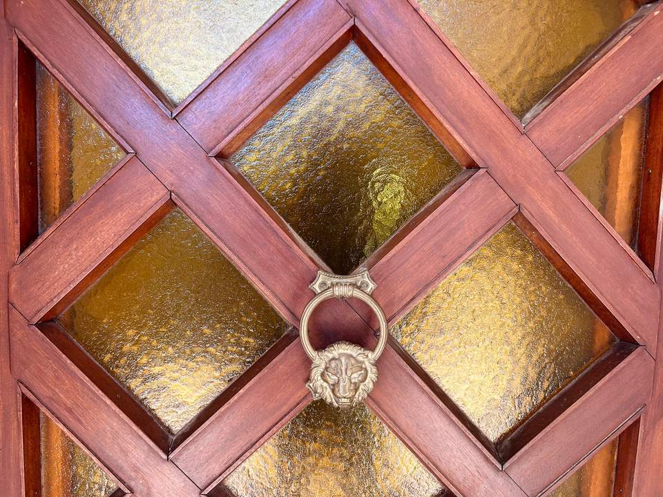 Exquisites Einfamilienhaus Kernsaniert mit Ausbaupotenzial (Provisionsfrei)