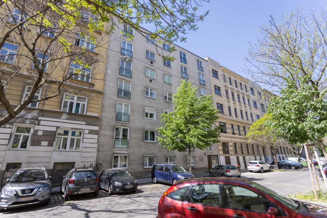 WG-geeignete 2-Zimmer-Wohnung mit Loggia im Grünen, 2. Bezirk Wien, Nähe Prater