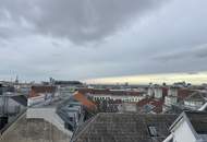 Exklusives Dachgeschoss mit 6 Zimmern, 2 Terrassen & Wellnessbereich |als WG oder Büro nutzbar