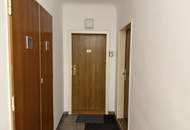 Koffer packen, einziehen: Helle bezugsfertige Wohnung mit Loggia & PKW-Stellplatz nahe Schönbrunn