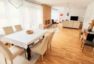 Ein Zuhause zum Ankommen und Wohlfühlen – Exklusiv sanierter Bungalow mit Wellnessbereich und großzügigem Garten