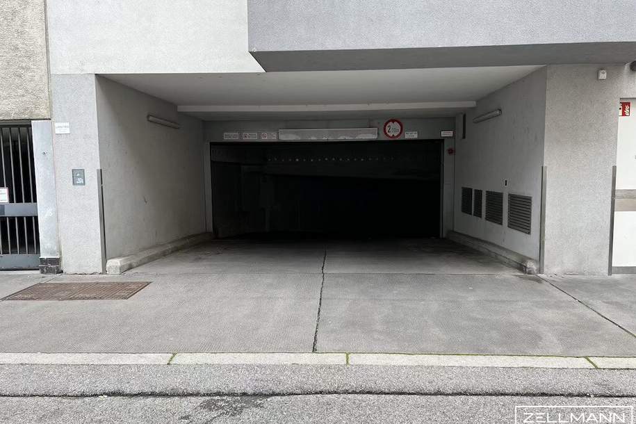 KFZ || Tiefgaragenstellplatz || Voltagasse || bis zu 3 Stellplätze nebeneinander verfügbar | ZELLMANN IMMOBILIEN, Kleinobjekte-kauf, 26.900,€, 1210 Wien 21., Floridsdorf