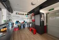 Großzügiges Geschäftslokal über 2 Ebenen mit Potenzial inkl. renovierungsbedürftiger Wohnung - Ideal auch als Eventlocation!