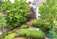 Ruhige, elegante Wohnung im Grünen mit zwei Balkonen