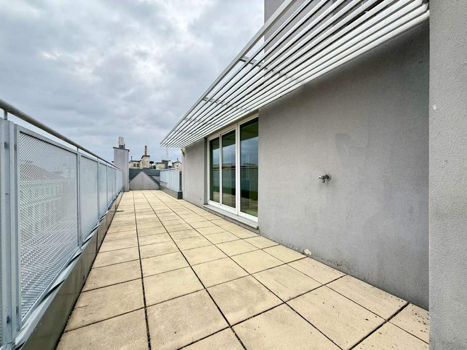 Grandiose Dachgeschosswohnung mit 2 großen Terrassen und außergewöhnlichem Grundriss!