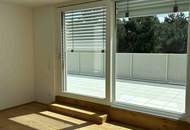 EDMUND - gut geschnittene und helle 3 Zi DG Wohnung mit großer Terrasse_Top 25