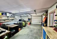 GROSSZÜGIGE VILLA IN BOCKFLIEß MIT 11 ZIMMER, POOL, DOPPELGARAGE UND WUNDERSCHÖNEM GARTEN